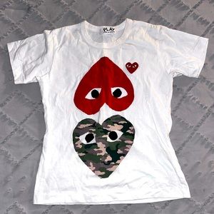 Comme Des garçons PLAY t shirt